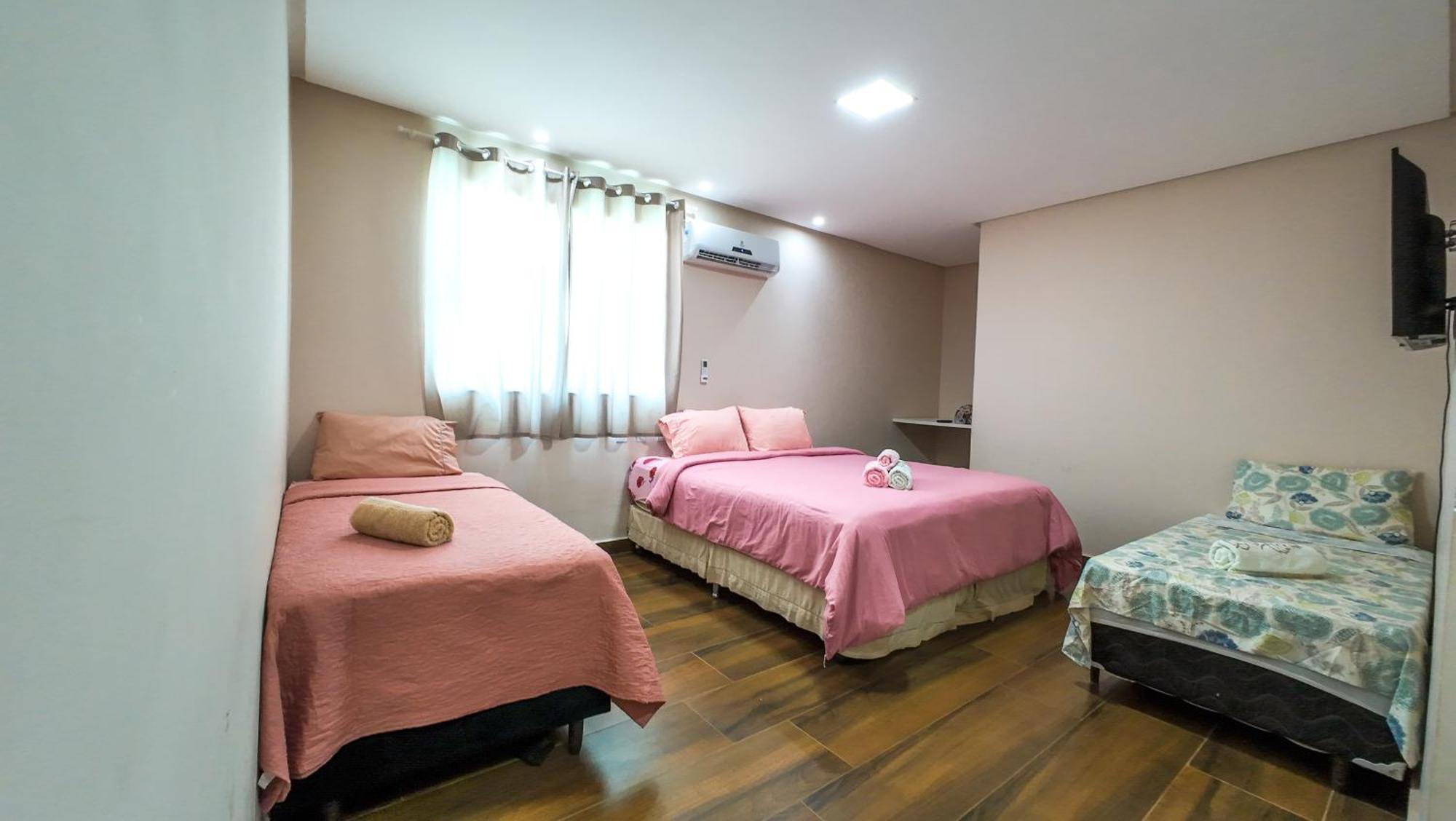 ホテル Pousada Casa Flor-Aurora -To Aurora do Tocantins エクステリア 写真